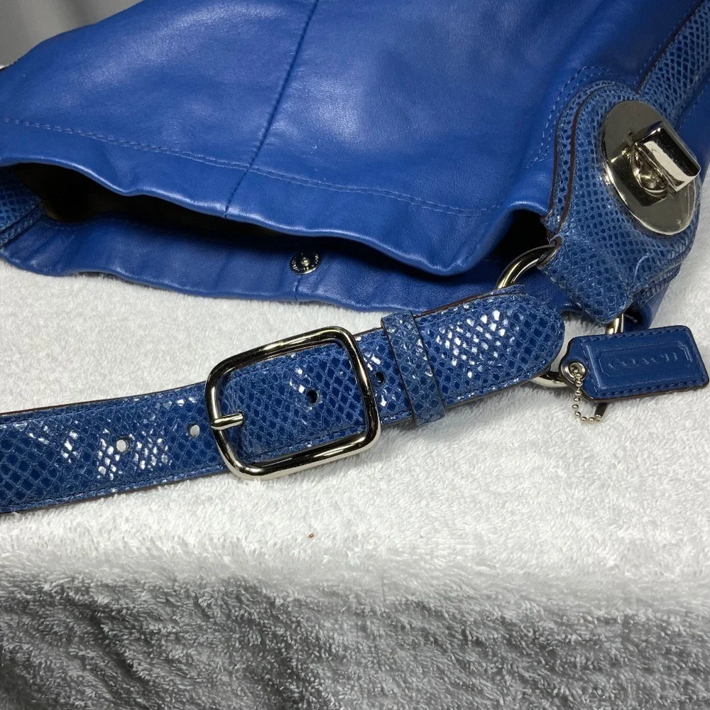 Coach Penelope Blue Leather Hobo Shoulder Bag - F16535